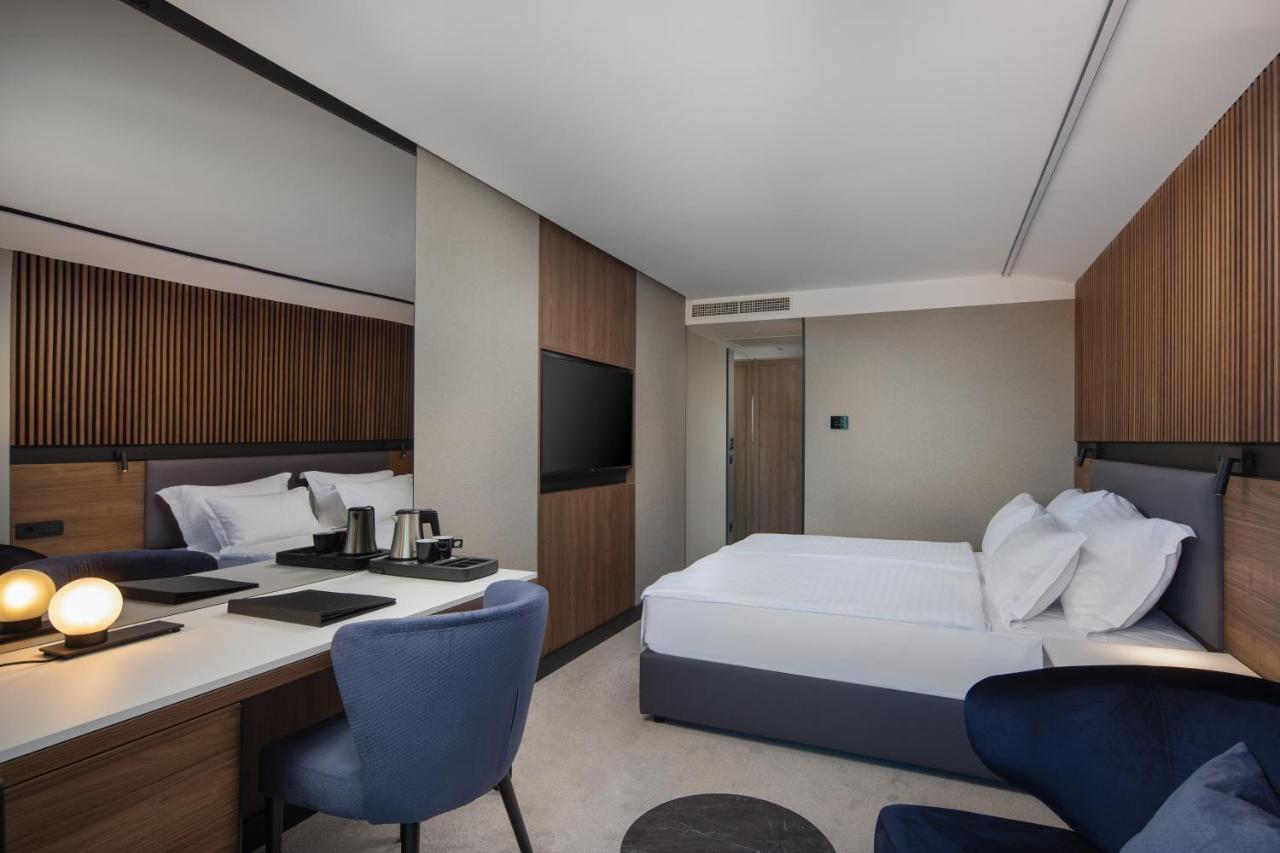 Standard Double Room,1640422034:JPEG
